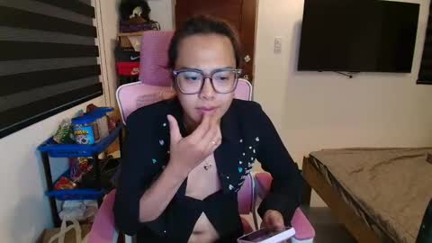 your_dreamgirlxxx69 online show from 03.06.26