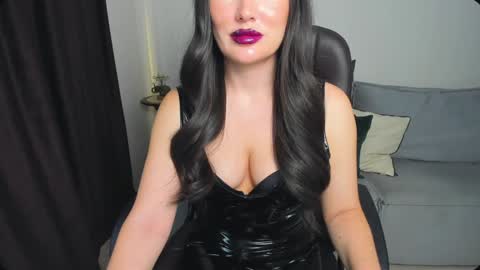 Snapshot of your_eclipse chatting on 12.11.24 Goddess Alana online show from 12.11.24