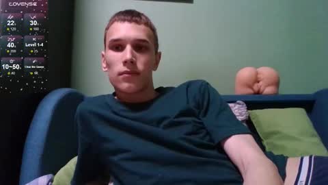 Snapshot of your_honeyy chatting on 11.29.25 Mark online show from 11.29.25