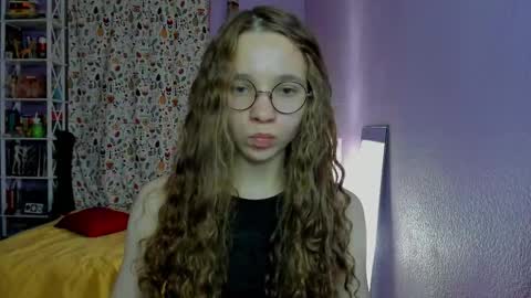 Leslie online show from 10.18.25