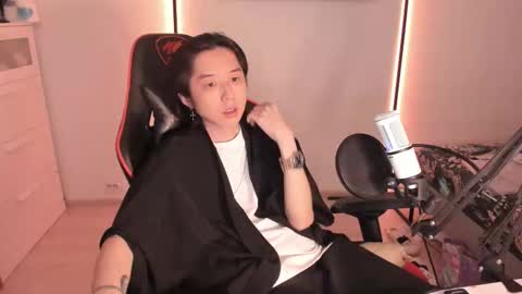 Han   online show from 01.08.26