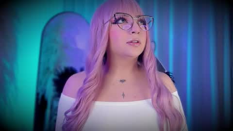 Cami independent model online show from 02.15.26