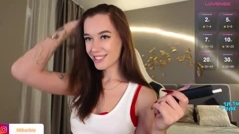 Jessica Loyd online show from 09.22.25