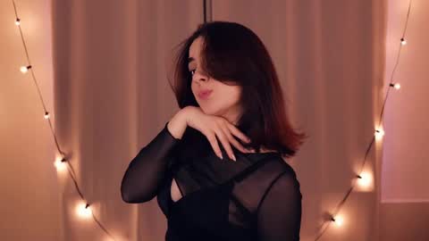 Luna online show from 02.19.25