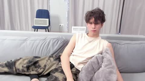 Snapshot of your_shy_guy chatting on 01.20.25 your_shy_guy online show from 01.20.25