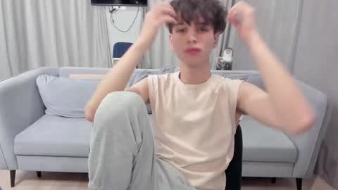 Snapshot of your_shy_guy chatting on 02.13.25 your_shy_guy online show from 02.13.25