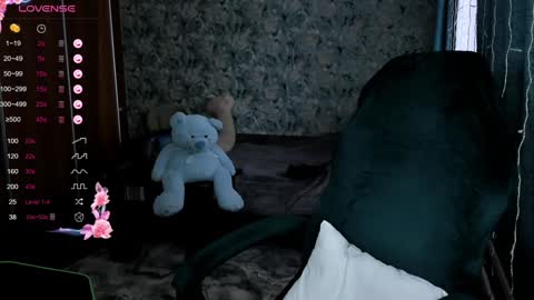 Molly online show from 12.04.24