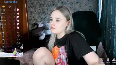 Molly online show from 01.15.25