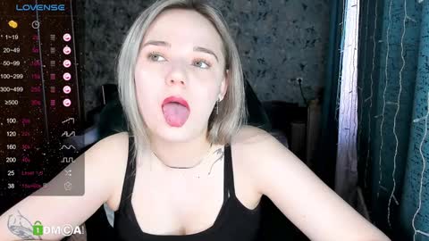 Molly online show from 02.05.25