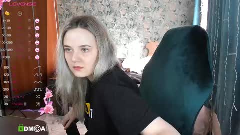 Molly online show from 03.10.25