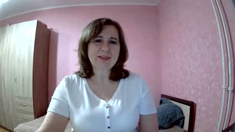 Snapshot of your_starsun chatting on 10.28.25 your_starsun online show from 10.28.25