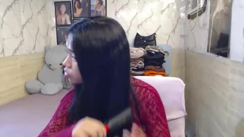 Snapshot of your_twinkletoes18 chatting on 05.18.26 your_twinkletoes18 online show from 05.18.26