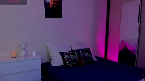 Anikka online show from 01.17.26