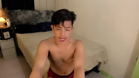 yourasian_bradley online show from 03.12.25