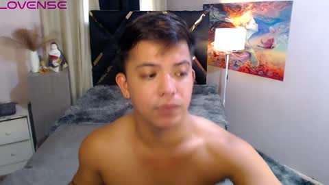 yourasian_bradley online show from 10.05.25