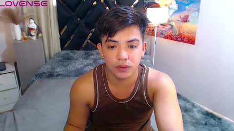 yourasian_bradley online show from 10.06.25