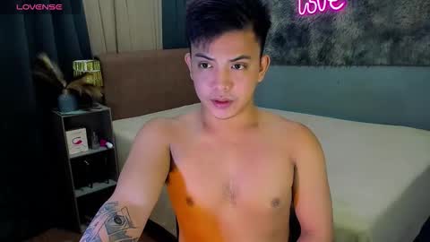 Snapshot of yourasian_bradley chatting on 01.19.26 yourasian_bradley online show from 01.19.26