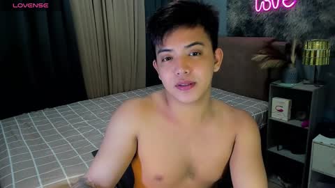 Snapshot of yourasian_bradley chatting on 02.04.26 yourasian_bradley online show from 02.04.26