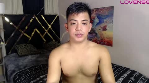 Snapshot of yourasian_bradley chatting on 04.10.26 yourasian_bradley online show from 04.10.26