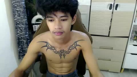 yourasian_eric online show from 02.23.26