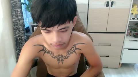 yourasian_eric online show from 04.13.26