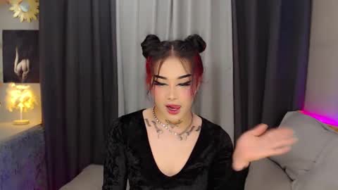 kim online show from 02.04.25