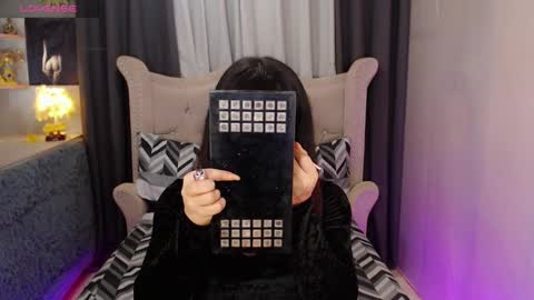 kim online show from 02.27.25