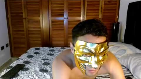 Snapshot of yourcouplehot chatting on 11.22.25 yourcouplehot online show from 11.22.25