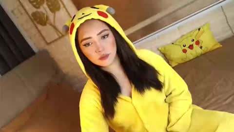 Snapshot of yourdevilsweettsx chatting on 09.13.25 JEN online show from 09.13.25