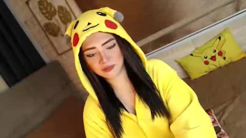 Snapshot of yourdevilsweettsx chatting on 09.20.25 JEN online show from 09.20.25