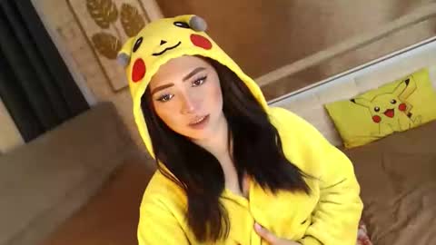 Snapshot of yourdevilsweettsx chatting on 10.03.25 JEN online show from 10.03.25