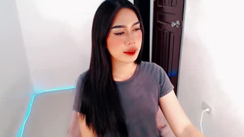 Snapshot of yourdream_biatch chatting on 02.11.26 Princess online show from 02.11.26