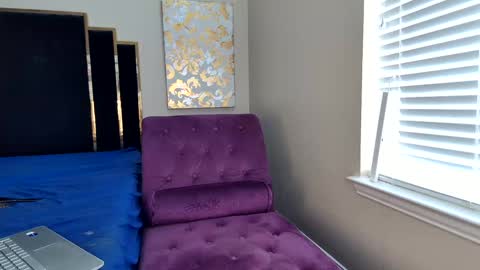 Snapshot of yourfantasy934 chatting on 10.07.25 Horny Hotwife Wants To Play online show from 10.07.25