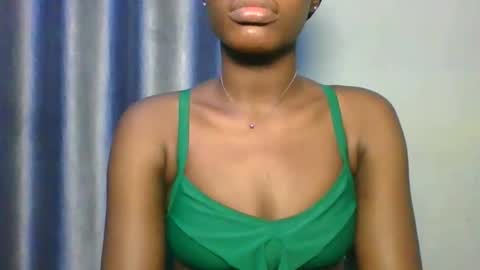 favcamgirl online show from 01.06.26