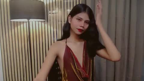 Vivian online show from 11.16.25