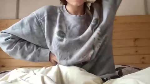 Snapshot of yourgirlaurora chatting on 04.04.26 yourgirlaurora online show from 04.04.26