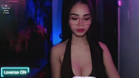 Snapshot of yourgoddesstamara_ chatting on 05.22.26 yourgoddesstamara_ online show from 05.22.26