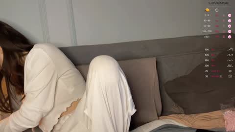 Snapshot of yourher0in chatting on 01.14.25 Aida online show from 01.14.25