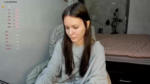 Snapshot of yourher0in chatting on 02.03.26 Aida online show from 02.03.26