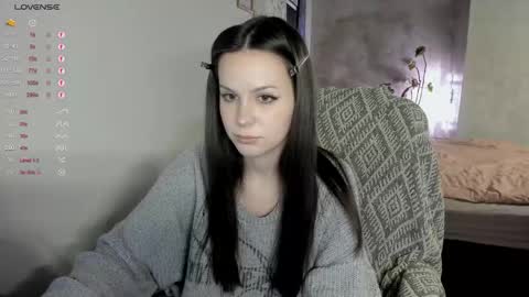 Snapshot of yourher0in chatting on 02.04.26 Aida online show from 02.04.26