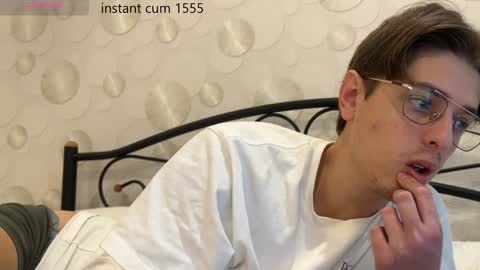 Chris online show from 01.04.25