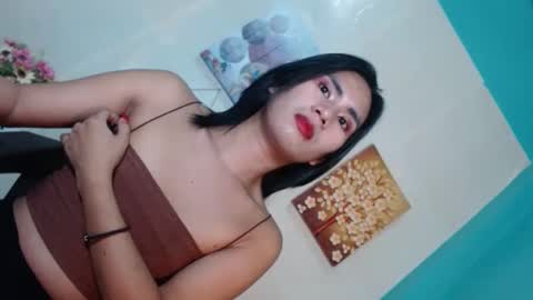 Mauie  online show from 01.23.25