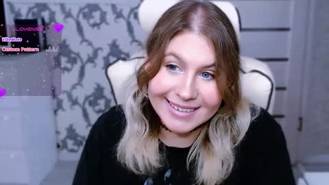 Snapshot of yourkarma_2_0 chatting on 09.17.25 Karma online show from 09.17.25