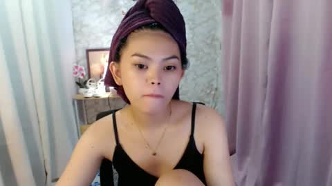 your lovely Dina online show from 12.16.25