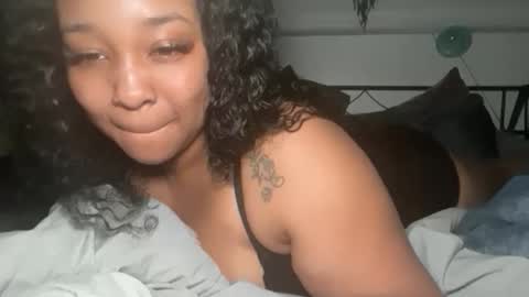 YOURMOMMY online show from 03.27.26