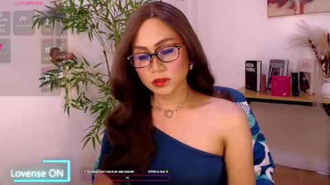 Snapshot of yournaughty_poxysweet chatting on 06.22.26 poxy online show from 06.22.26