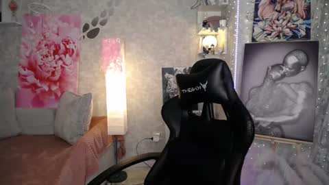 Nicky online show from 07.28.26