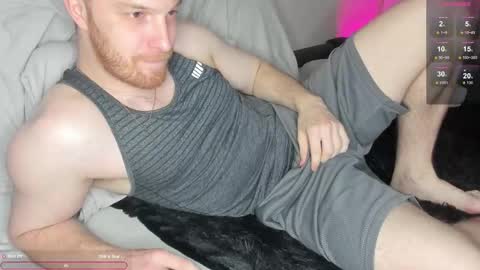 Snapshot of yournomad chatting on 11.10.25 Your Nomad online show from 11.10.25