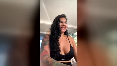 Mia online show from 07.28.26