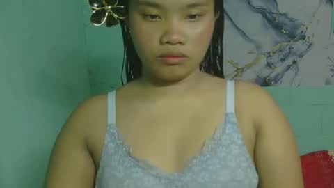 Snapshot of yourpinay_belle chatting on 05.17.26 Belle online show from 05.17.26
